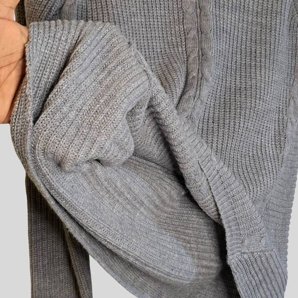 Design History Gray Knit Sweater Women’s Size Small Pullover Long Sleeve - Picture 9 of 11